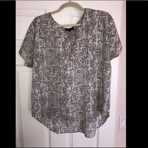 Snake print gray blouse